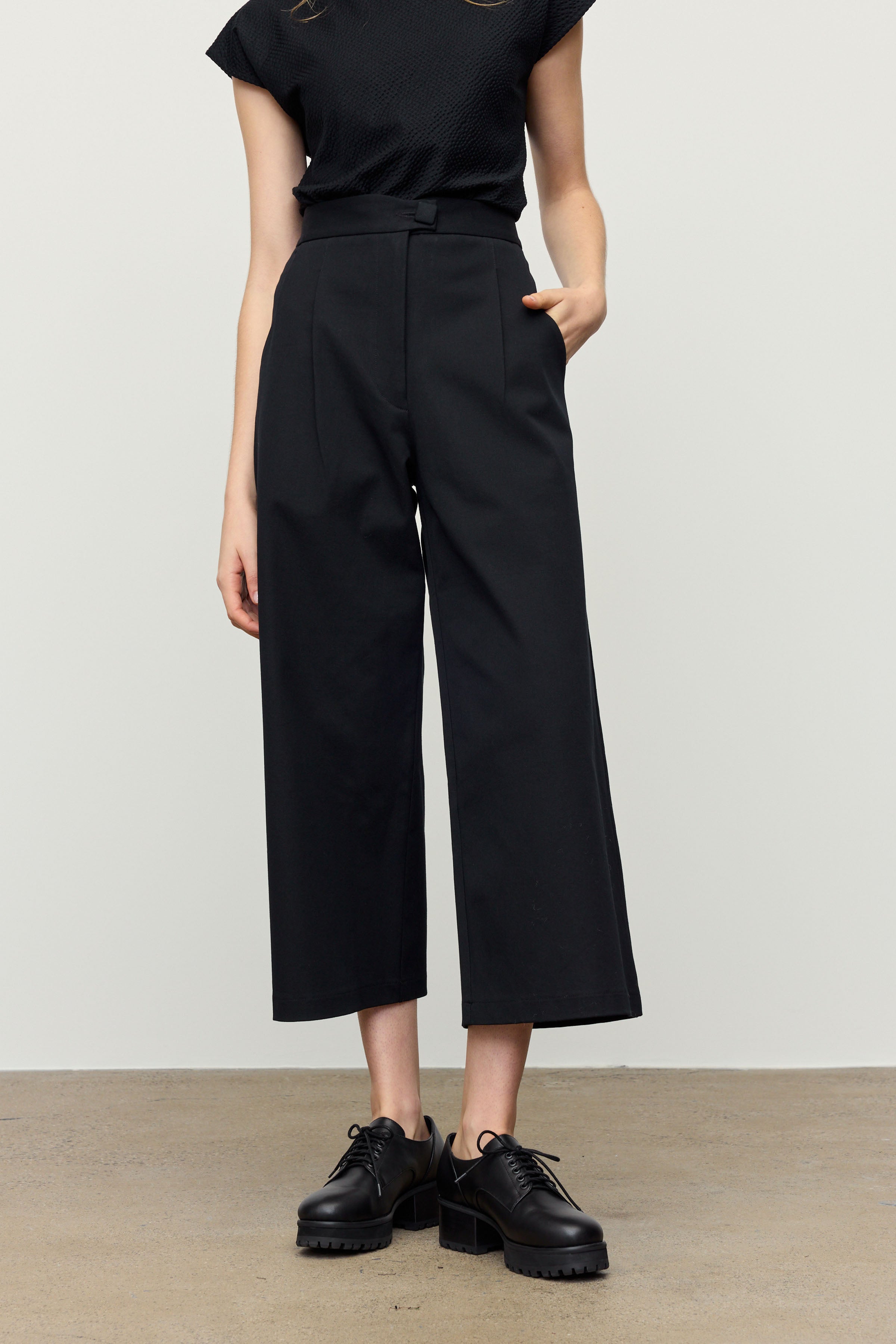 Wide Leg Tailored Pant - Classic Black – Kuwaii