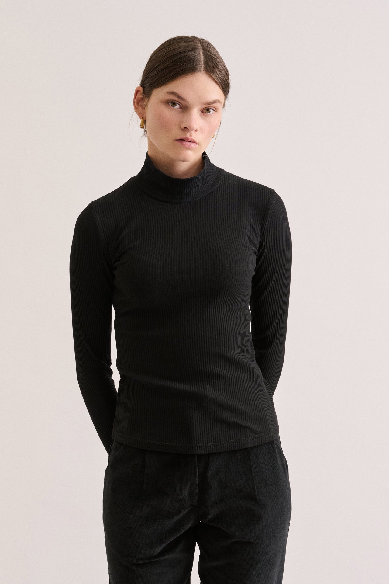 Rib Turtleneck - Black – Kuwaii